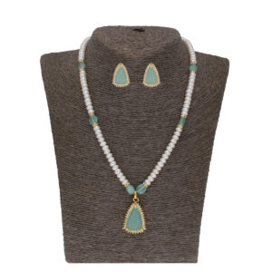 Cancala 1 Line Button Pearl Set