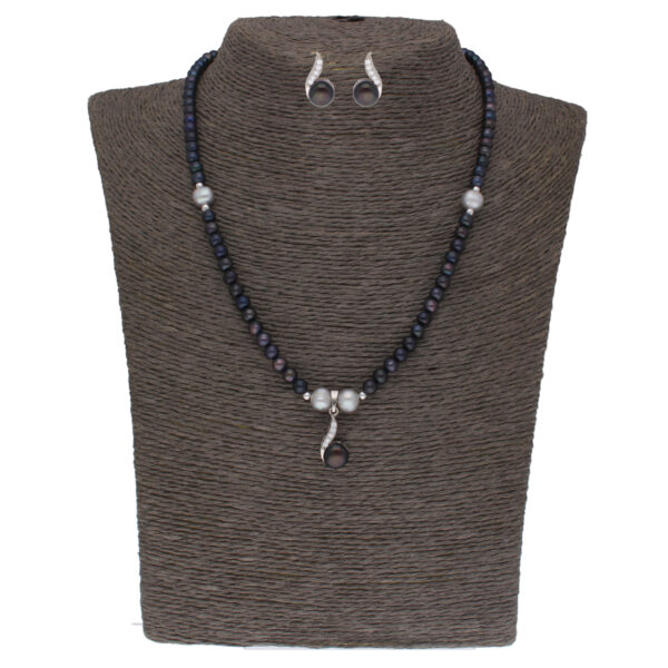 Stunning Sterling Silver Necklace Set