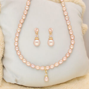 Forever in Style Pearl Set