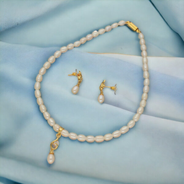 Embrace Pearl Set