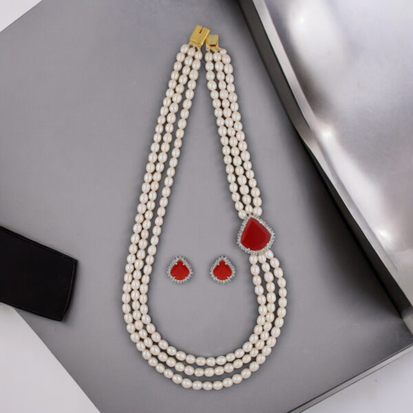 Dheera 3 Lines Pearl set