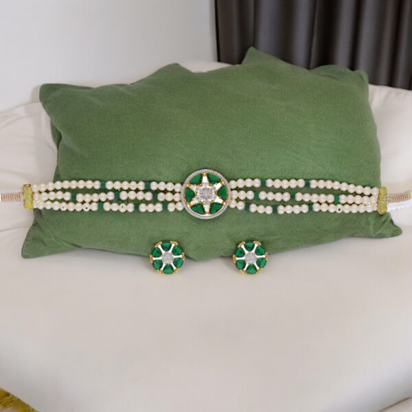 Haarshini Pearl Choker