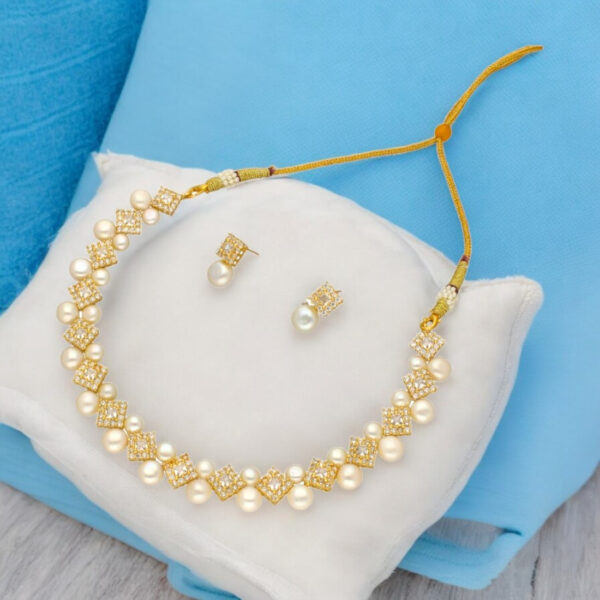 Floral Pearl Set