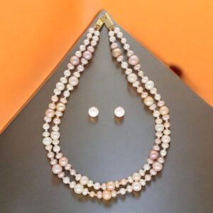 Round 2 Lines White Pearl Necklace