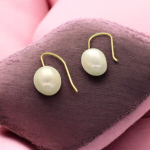 Clara Pearl Earrings